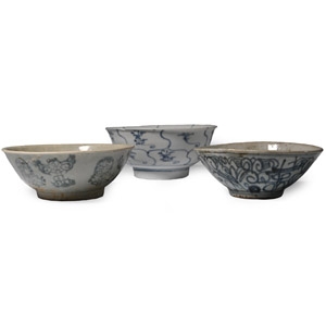 Tek Sing Treasure Shipwreck Glazed Blue and White Bowl Group