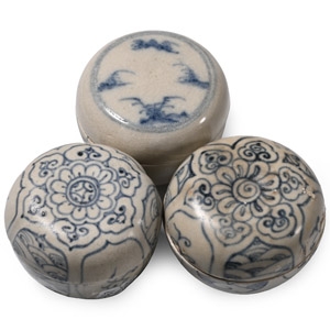 Hoi An Cargo Shipwreck Glazed Blue and White Lidded Box Collection
