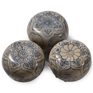 Hoi An Cargo Shipwreck Glazed Blue and White Lidded Box Collection