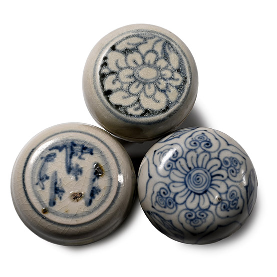 Hoi An Cargo Shipwreck Glazed Blue and White Lidded Box Collection