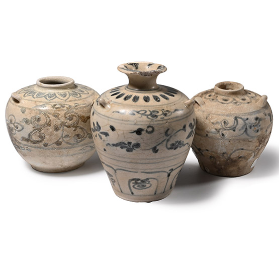 Hoi An Cargo Shipwreck Glazed Blue and White Vase Trio