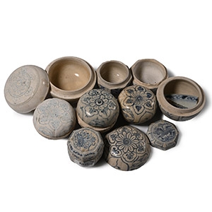 Hoi An Cargo Shipwreck Glazed Box Part Group