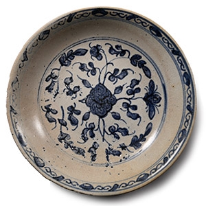Tek Sing Treasure Shipwreck Glazed Blue and White Plate