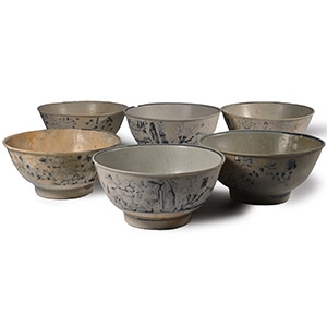 Large Tek Sing Treasure Shipwreck Glazed Blue and White Bowl Set