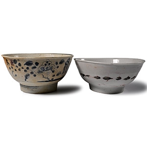 Tek Sing Treasure Shipwreck Glazed Bowl Group