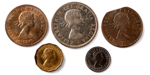 Group of Five [5] Elizabeth II Coins.