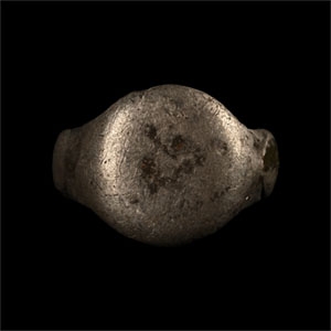 Medieval Silver Ring with Plain Bezel