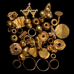 Western Asiatic Mixed Gold Bead Group