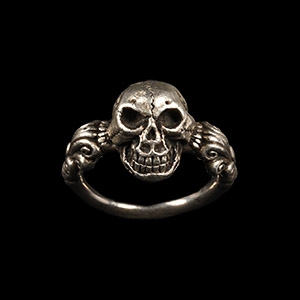 Silver Memento Mori Skull Ring