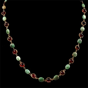 Roman Gold and Garnet and Chrysoprase Gemstone Necklace