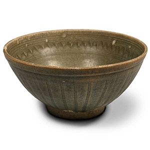 Thai Sawankhalok Celadon-Glazed Bowl