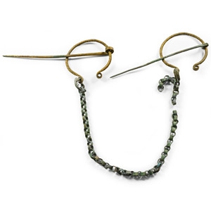 Viking Penannular Brooch and Chain Set
