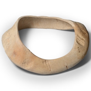 Western Asiatic Shell Bracelet
