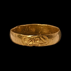 James II Engraved Gold Memento Mori Skull Ring