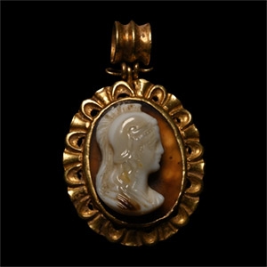 Roman Gold Pendant with Minerva Cameo
