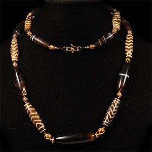 Banded Agate and Glass Bead Necklace