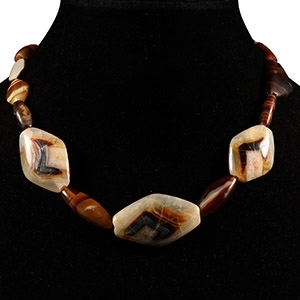 Western Asiatic Banded Agate Bead Necklace String