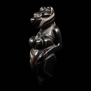 Western Asiatic Style Banded Agate Fertility Idol