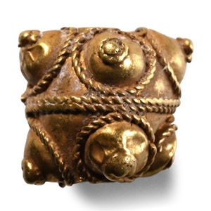 Hiberno-Norse Gold Filigree Bead