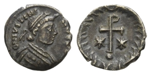 Justinian I AR Half Siliqua.