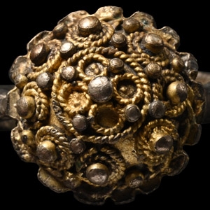 Tudor Period Silver-Gilt Ring with Filigree Bezel