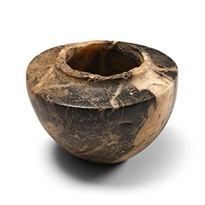 Sumerian Stone Pyxis in Veined Black and White Stone