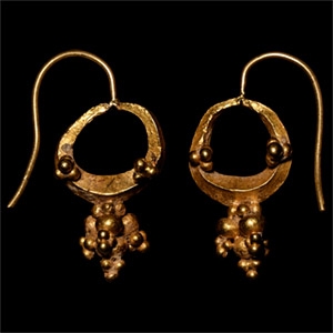 Roman Heavy Gold Earring Pair