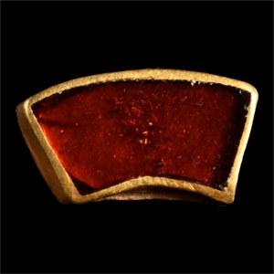 Merovingian Gold Fitting with Flat Bed Garnet