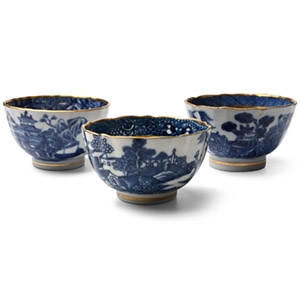 Chinese Gilt Blue and White Painted Porcelain Cup Group