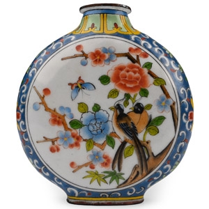 Chinese Enamelled Snuff Bottle