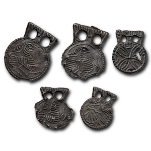 Medieval Thames Decorated Spangle Group