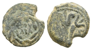 Judaea. Procurators, Valerius Gratus AE Prutah.