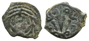 Judaea. Procurators, Valerius Gratus AE Prutah.