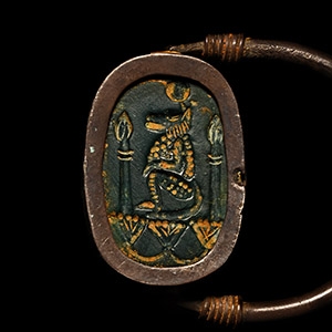 Egyptian Green Stone Scarab in Silver Swivel Ring