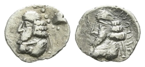 Kingdom of Persis. Pakor II AR Obol.