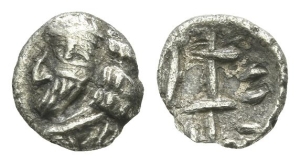 Kingdom of Persis. Vahsir (Oxathres) AR Obol.