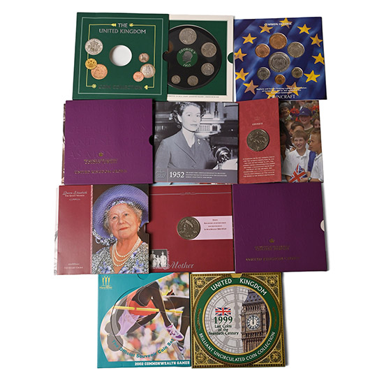 Great Britain. Windsor, Group of Seven [7] Elizabeth II Commemorative Coin Sets.