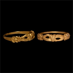 Gold Fede Ring with Hands Holding a Heart