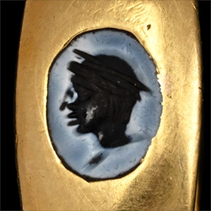 Roman Gold Ring with Nicolo Mercury Gemstone