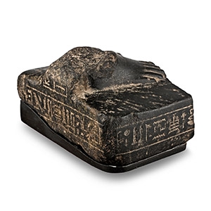 Egyptian Basalt Statue Base For The Priest Hor-sa-aseti