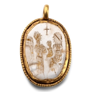 Byzantine Gold and Rock Crystal Pendant with Adoration Scene