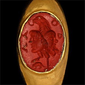 Roman Gold Ring with Gryllus Gemstone
