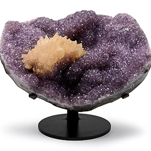 Lilac Amethyst with Central Calcite Rosette