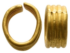 Celtic AV Ring Money.