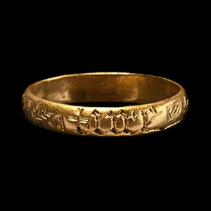 Medieval Gold Posy Ring Inscribed With Luck