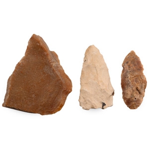 Knapped Arrowhead and Mousterian Chert Borer Group