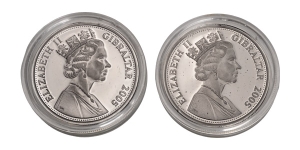 Group of Two [2] Gibraltar, Elizabeth II AR Five Pounds.