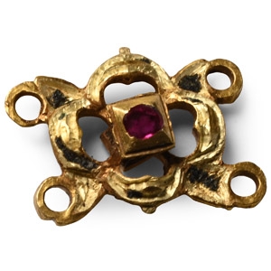 Stuart Period Gold and Garnet Mount