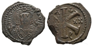 Maurice Tiberius AE 20 Nummi or Half Follis.