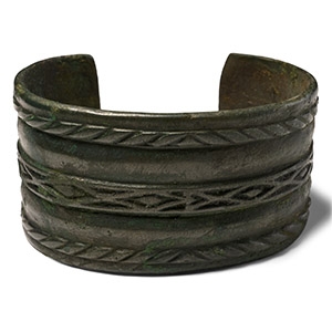 Viking Bronze Bracelet with Bears Head Terminals